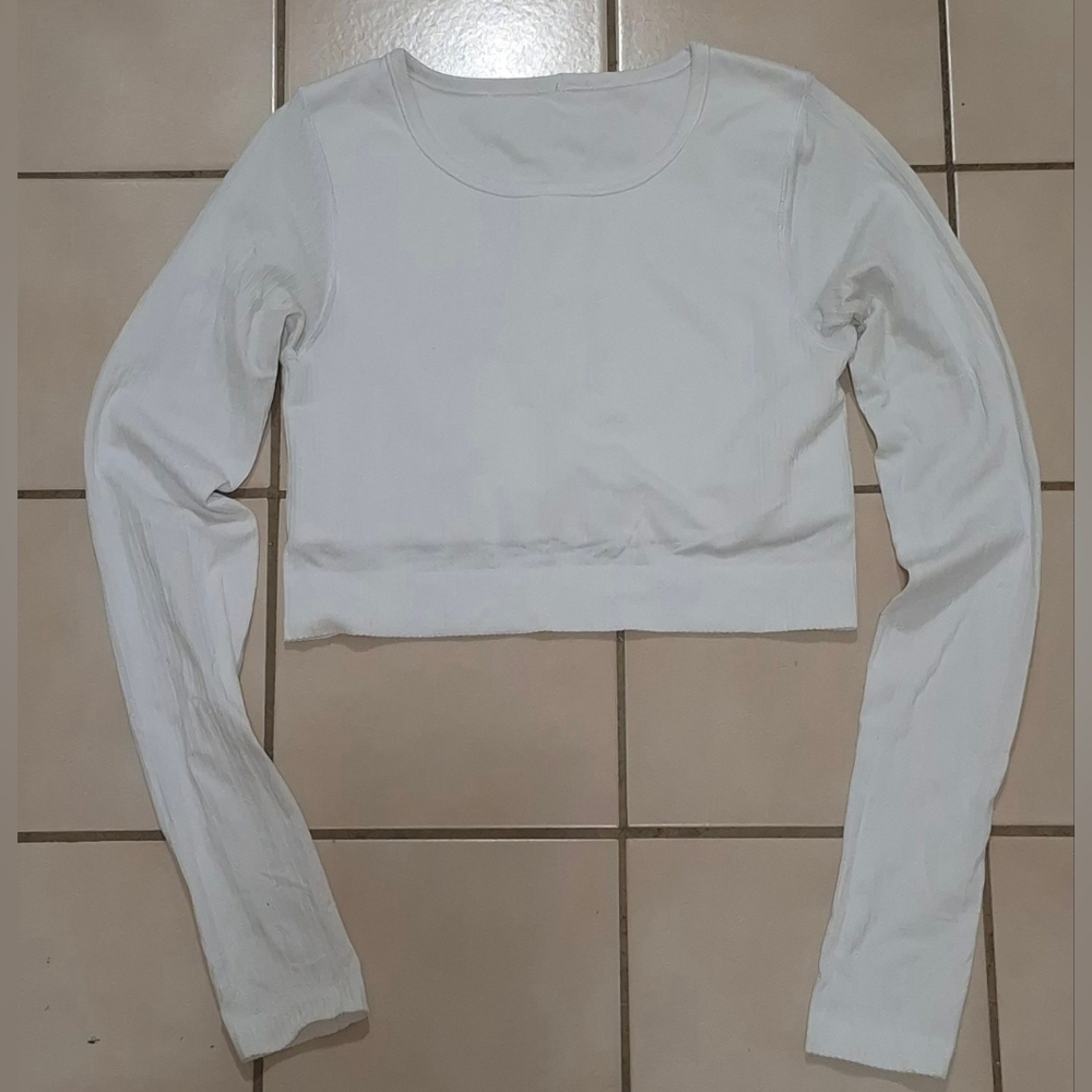 Lululemon Ebb to Street Long Sleeve – White – Size 6